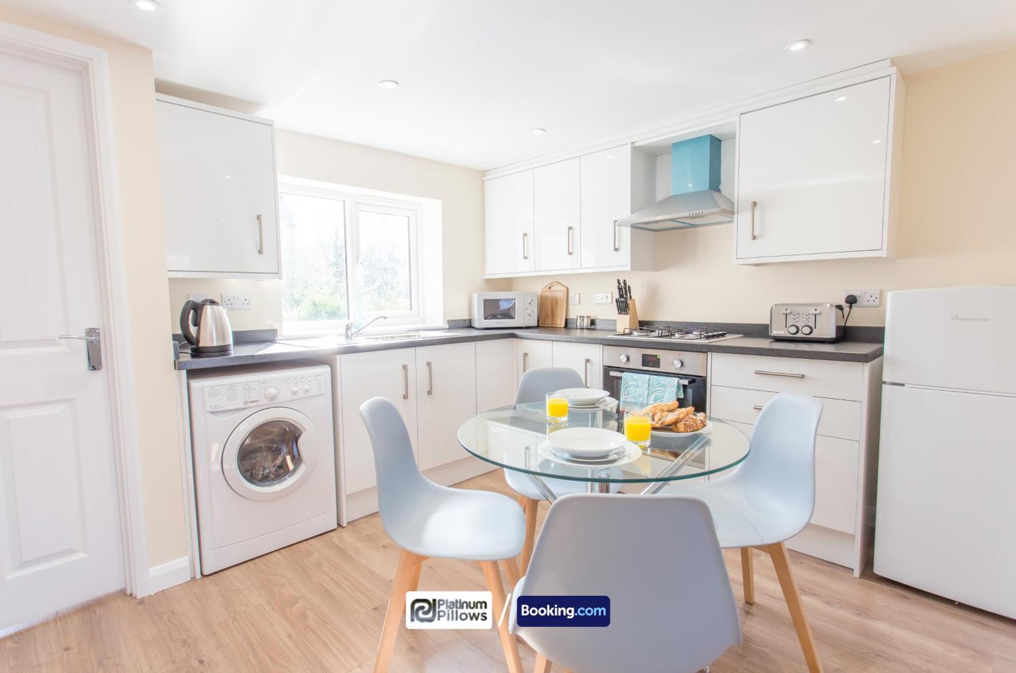 Modern Oxford 2 Bedroom Apartments, Near John Radcliffe Hospital, Weekly & Monthly Deals Exterior photo